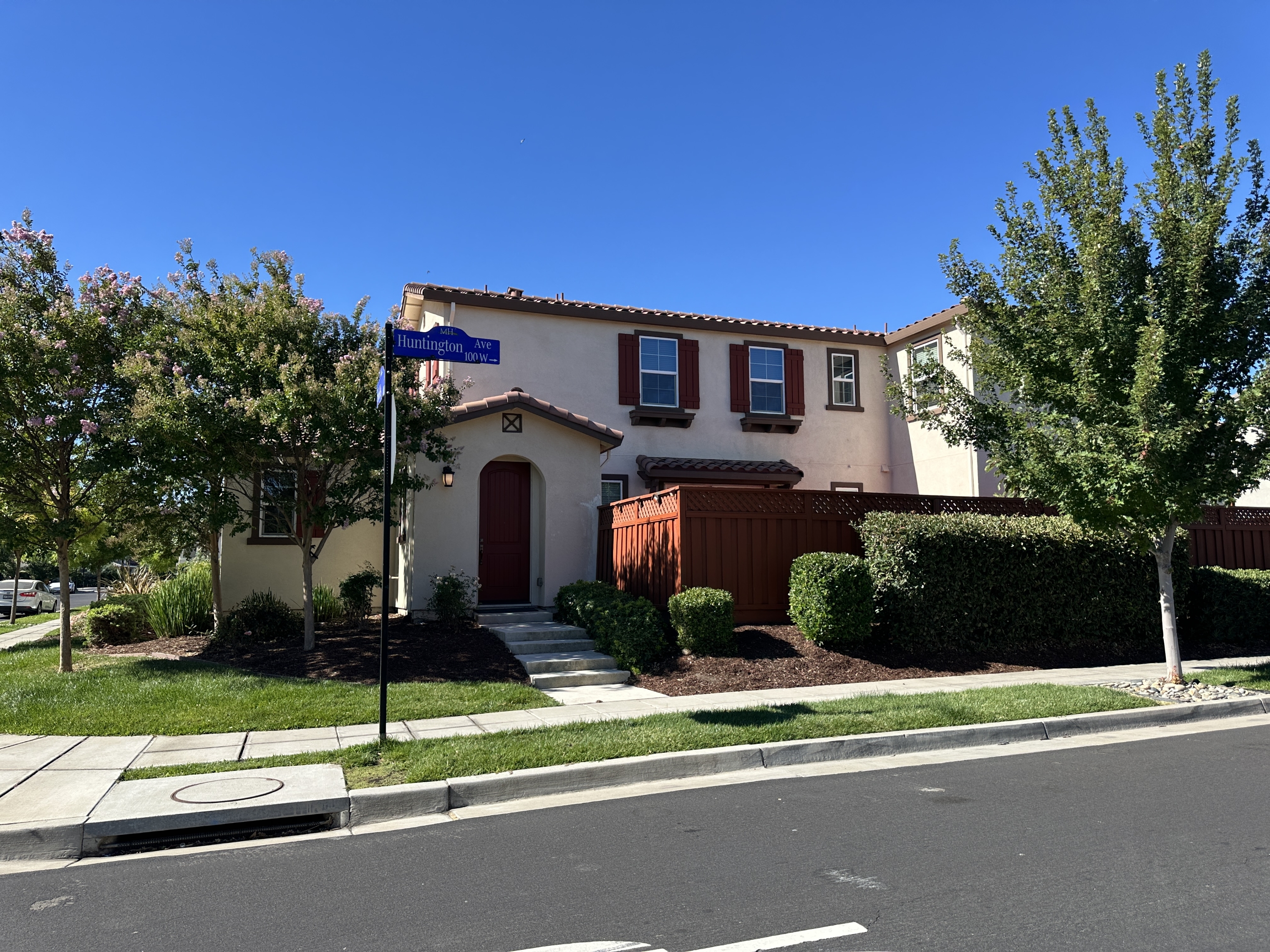 1001 South Shields Avenue