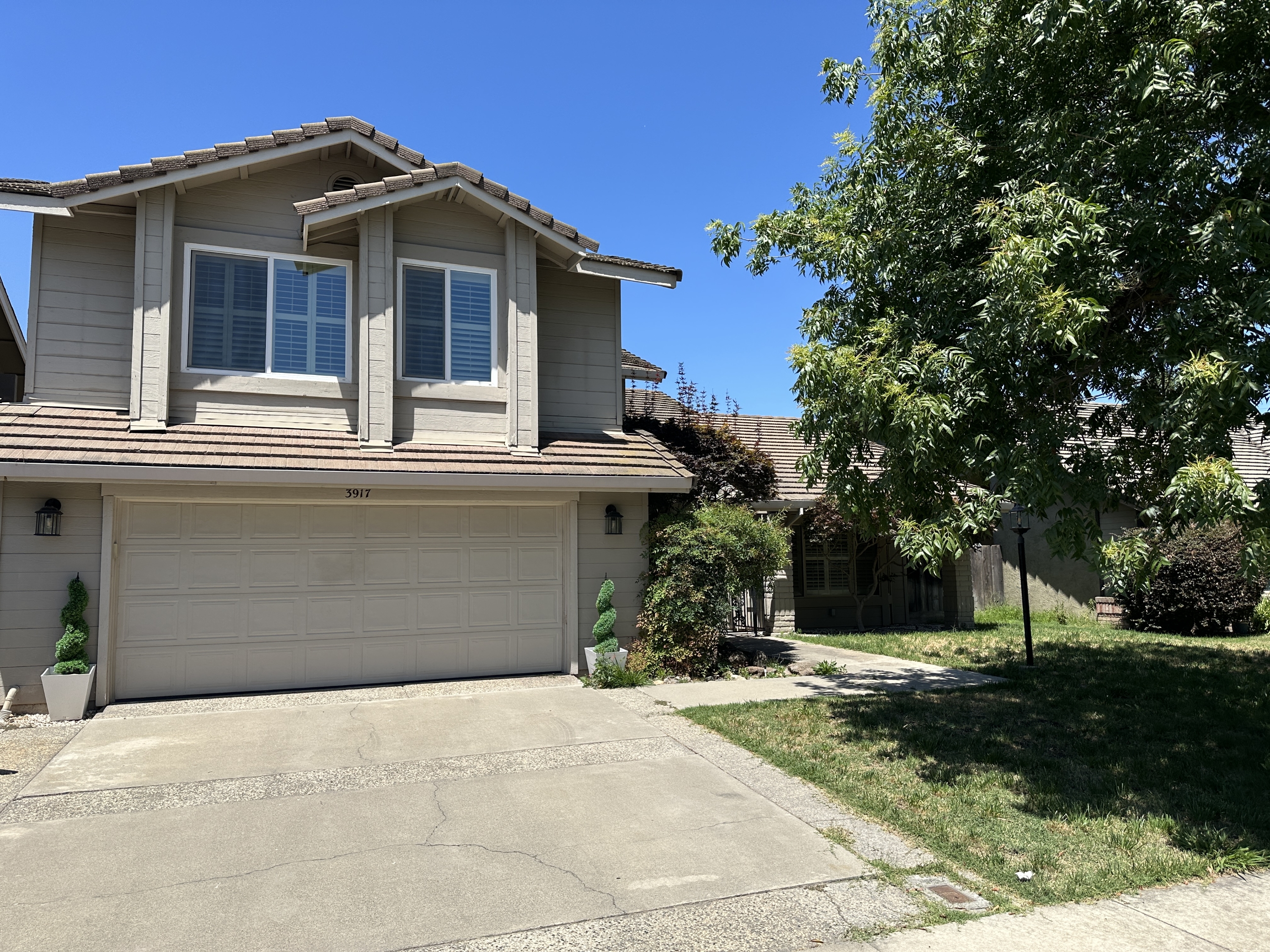 3917 Alessandro Lane